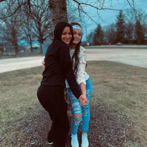 Meet your Posher, Hope